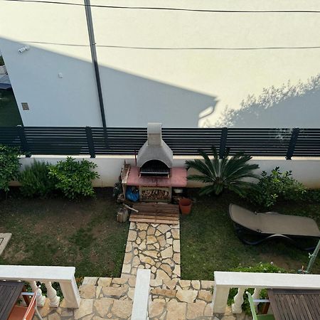 Apartments Villa Engeli Vir Exterior foto