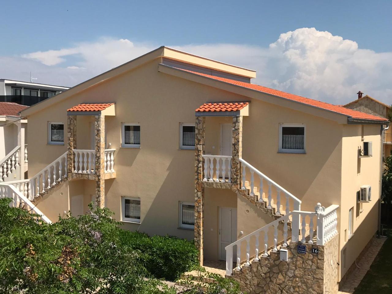 Apartments Villa Engeli Vir Exterior foto